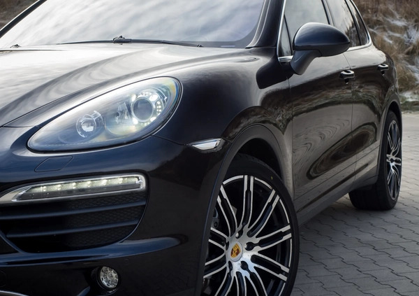 Porsche Cayenne cena 115900 przebieg: 189000, rok produkcji 2014 z Głogów małe 781